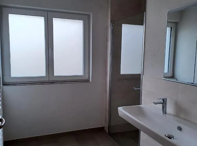 Hof Schuetterle * Friedrichshafen